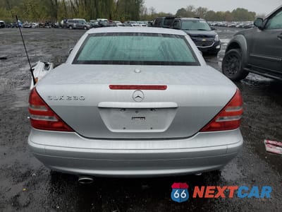 Zdjęcie 6 z 13 samochodu: 2002 MERCEDES-BENZ SLK 230 KOMPRESSOR VIN:WDBKK49F42F261969 - miniatura