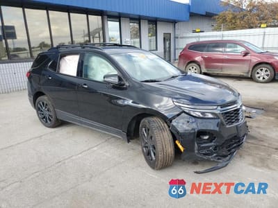 Czwarte zdjęcie samochodu z boku: 2022 CHEVROLET EQUINOX RS VIN:2GNAXWEV4N6128982 - miniatura