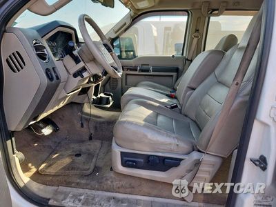 Zdjęcie 7 z 12 samochodu: 2008 FORD F450 SUPER DUTY VIN:1FTXW43RX8EA95700 - miniatura