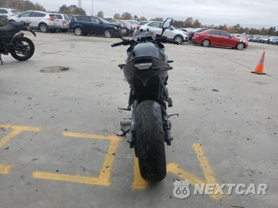 Czwarte zdjęcie samochodu z boku: 2025 SUZUKI GSX800 F VIN:JS1EM13B6S7100072 - miniatura