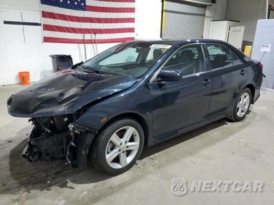 2014 TOYOTA CAMRY SE 4T1BF1FK9EU751325 - główne zdjęcie licytacji z USA - miniatura