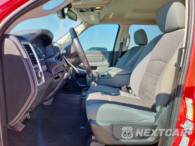 Zdjęcie 7 z 12 samochodu: 2016 RAM 1500 SLT VIN:3C6RR6LT6GG292823 - miniatura