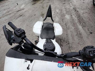 Piąte zdjęcie samochodu w środku: 2024 HARLEY-DAVIDSON FLTRX VIN:1HD1KH715RB652902 - miniatura