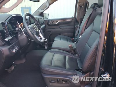 Zdjęcie 7 z 13 samochodu: 2025 GMC SIERRA K1500 SLT VIN:1GTUUDEDXSZ292683 - miniatura
