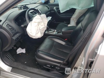 Zdjęcie 7 z 12 samochodu: 2017 NISSAN ALTIMA 2.5 VIN:1N4AL3AP8HC228465 - miniatura