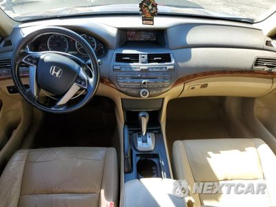 Zdjęcie 8 z 12 samochodu: 2009 HONDA ACCORD EXL VIN:JHMCP268X9C011731 - miniatura