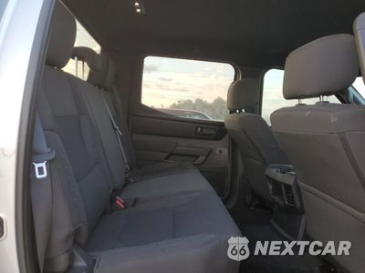 Zdjęcie 10 z 15 samochodu: 2026 TOYOTA TUNDRA CREWMAX SR VIN:5TFKB5DB6TX341734 - miniatura