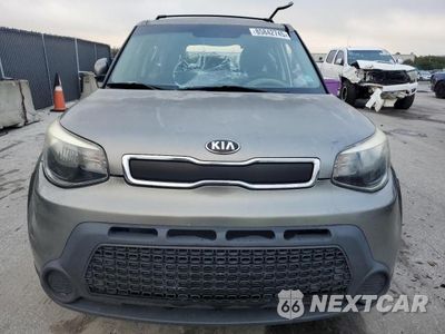 Piąte zdjęcie samochodu w środku: 2015 KIA SOUL VIN:KNDJN2A25F7206643 - miniatura