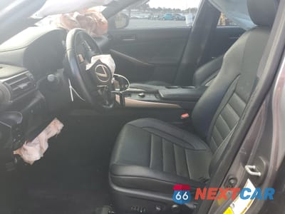 Zdjęcie 7 z 15 samochodu: 2019 LEXUS IS 300 VIN:JTHC81D25K5039579 - miniatura