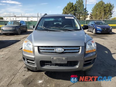 Piąte zdjęcie samochodu w środku: 2008 KIA SPORTAGE LX VIN:KNDJF724387483997 - miniatura