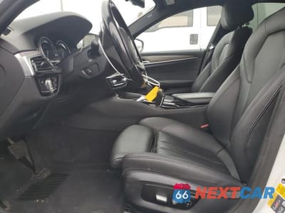 Zdjęcie 7 z 11 samochodu: 2018 BMW 530E VIN:WBAJA9C55JB033169 - miniatura