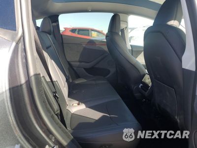 Zdjęcie 10 z 12 samochodu: 2026 TESLA MODEL Y VIN:7SAYGDEE6TA461316 - miniatura