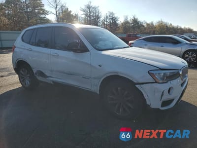 Czwarte zdjęcie samochodu z boku: 2017 BMW X3 XDRIVE28I VIN:5UXWX9C34H0W67910 - miniatura
