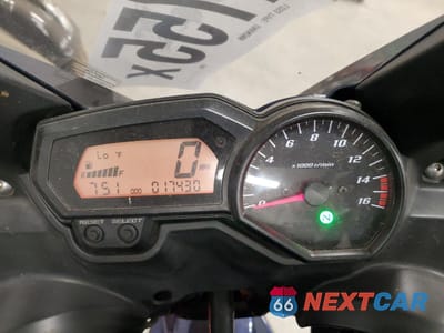 Zdjęcie 7 z 9 samochodu: 2008 YAMAHA FZ6 SHG VIN:JYARJ13E68A003794 - miniatura