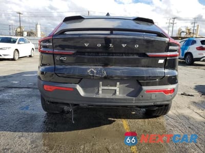 Zdjęcie 6 z 12 samochodu: 2023 VOLVO C40 RECHARGE PLUS VIN:YV4ED3GL9P2050709 - miniatura