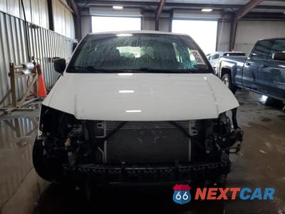 Piąte zdjęcie samochodu w środku: 2018 DODGE GRAND CARAVAN SE VIN:2C4RDGBGXJR176219 - miniatura