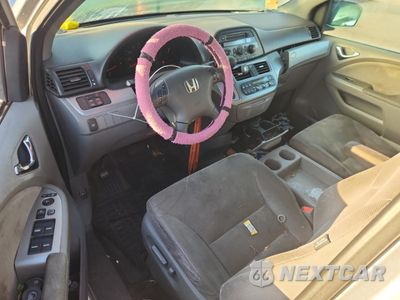 Zdjęcie 8 z 13 samochodu: 2010 HONDA ODYSSEY EX VIN:5FNRL3H47AB081847 - miniatura