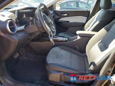 Zdjęcie 7 z 12 samochodu: 2025 CHEVROLET TRAX 1LT VIN:KL77LHEP2SC198427 - miniatura