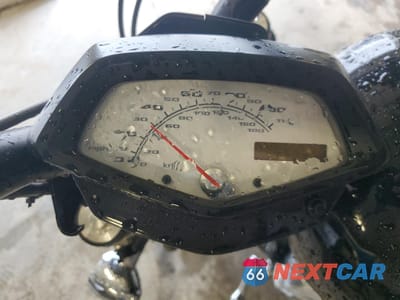 Zdjęcie 7 z 9 samochodu: 2013 HONDA VT1300 CX VIN:JH2SC61N2DK101006 - miniatura
