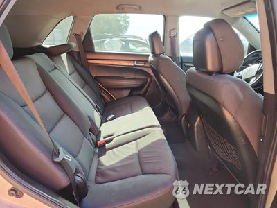 Zdjęcie 11 z 14 samochodu: 2011 KIA SORENTO BASE VIN:5XYKT4A22CG205261 - miniatura