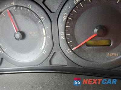 Zdjęcie 9 z 13 samochodu: 2004 CADILLAC SRX VIN:1GYDE637740136463 - miniatura