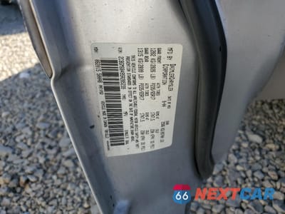 Zdjęcie 13 z 13 samochodu: 2005 CHRYSLER PACIFICA TOURING VIN:2C8GM68495R285239 - miniatura