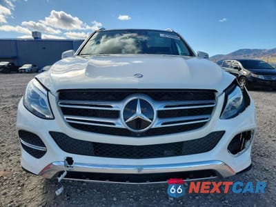 Piąte zdjęcie samochodu w środku: 2017 MERCEDES-BENZ GLE 350 4MATIC VIN:4JGDA5HB1HA930265 - miniatura