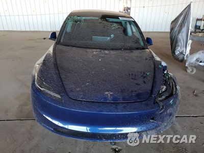 Piąte zdjęcie samochodu w środku: 2024 TESLA MODEL 3 VIN:5YJ3E1EA1RF831219 - miniatura