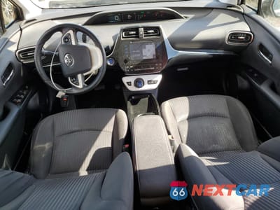 Zdjęcie 8 z 12 samochodu: 2018 TOYOTA PRIUS PRIME VIN:JTDKARFP8J3074118 - miniatura