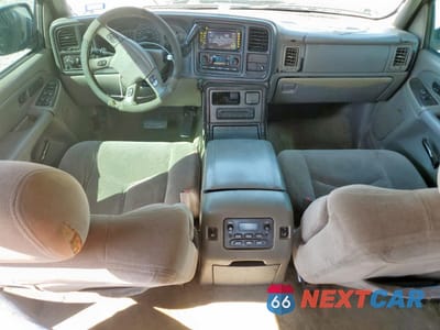 Zdjęcie 8 z 15 samochodu: 2004 GMC YUKON XL DENALI VIN:1GKFK66U44J165636 - miniatura