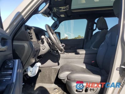 Zdjęcie 7 z 14 samochodu: 2024 LEXUS GX 550 LUXURY VIN:JTJVBCDX8R5007896 - miniatura