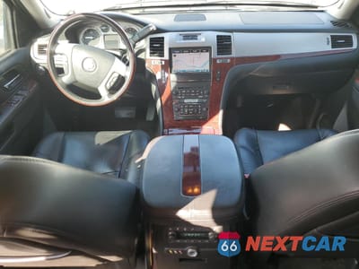 Zdjęcie 8 z 15 samochodu: 2011 CADILLAC ESCALADE PREMIUM VIN:1GYS3CEF0BR358822 - miniatura