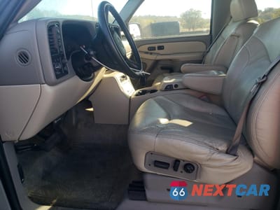 Zdjęcie 7 z 13 samochodu: 2002 GMC YUKON VIN:1GKEK13Z02R195181 - miniatura