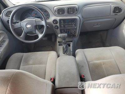 Zdjęcie 8 z 15 samochodu: 2008 CHEVROLET TRAILBLAZER LS VIN:1GNDT13SX82190523 - miniatura