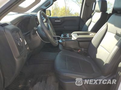 Zdjęcie 7 z 14 samochodu: 2022 CHEVROLET SILVERADO C1500 VIN:1GCRWAEH0MZ203546 - miniatura