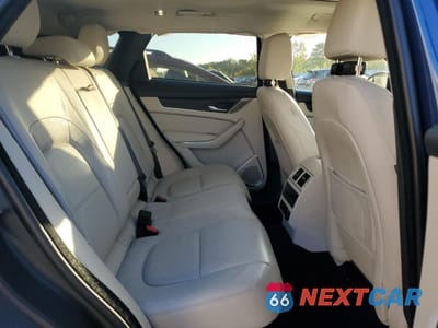 Zdjęcie 11 z 16 samochodu: 2021 JAGUAR F-PACE S VIN:SADCJ2EX2MA665238 - miniatura