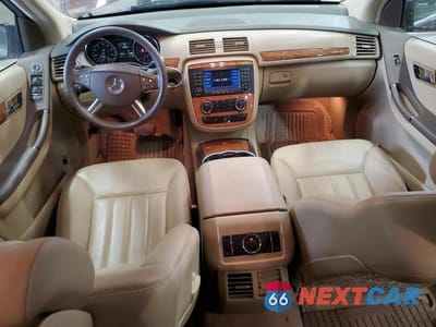 Zdjęcie 8 z 13 samochodu: 2007 MERCEDES-BENZ R 320 CDI VIN:4JGCB22E77A049305 - miniatura