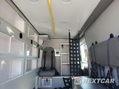 Zdjęcie 10 z 13 samochodu: 2021 FORD TRANSIT AMBULANCE VIN:1FDBR1CG0MKA89295 - miniatura