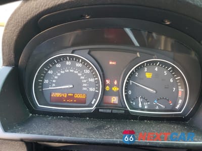 Zdjęcie 9 z 12 samochodu: 2007 BMW X3 3.0SI VIN:WBXPC93477WF02820 - miniatura