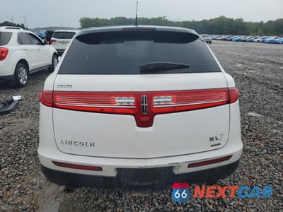 Zdjęcie 6 z 15 samochodu: 2016 LINCOLN MKT VIN:2LMHJ5AT4GBL01854 - miniatura
