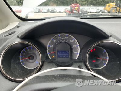 Zdjęcie 9 z 12 samochodu: 2012 HONDA FIT SPORT VIN:JHMGE8H51CC014148 - miniatura