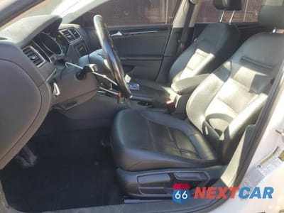 Zdjęcie 7 z 12 samochodu: 2016 VOLKSWAGEN JETTA VIN:3VWL17AJ4GM223494 - miniatura