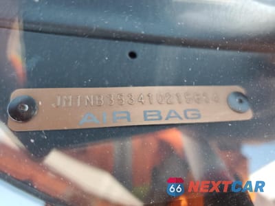 Zdjęcie 12 z 14 samochodu: 2001 MAZDA MX-5 MIATA BASE VIN:JM1NB353410215614 - miniatura