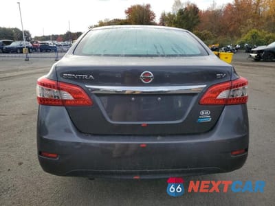 Zdjęcie 6 z 12 samochodu: 2014 NISSAN SENTRA S VIN:3N1AB7AP1EL674576 - miniatura
