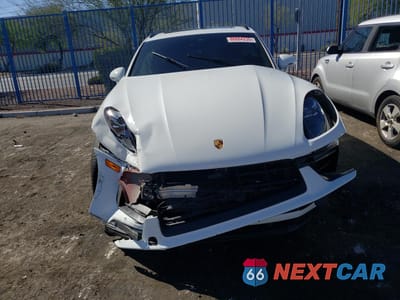 Piąte zdjęcie samochodu w środku: 2023 PORSCHE MACAN BASE VIN:WP1AA2A51PLB14930 - miniatura