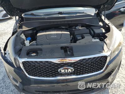 Zdjęcie 12 z 16 samochodu: 2017 KIA SORENTO EX VIN:5XYPH4A54HG200216 - miniatura