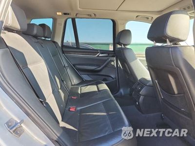 Zdjęcie 11 z 12 samochodu: 2017 BMW X3 SDRIVE28I VIN:5UXWZ7C37H0V92408 - miniatura