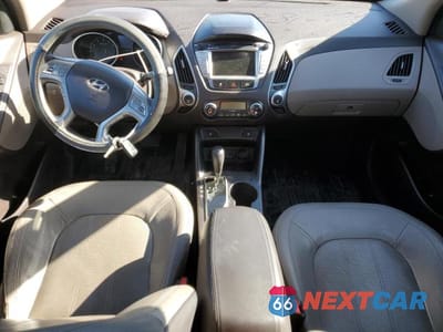 Zdjęcie 8 z 12 samochodu: 2010 HYUNDAI TUCSON GLS VIN:KM8JUCAC5AU023217 - miniatura