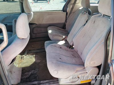 Zdjęcie 11 z 15 samochodu: 2012 TOYOTA SIENNA BASE VIN:5TDKA3DC3CS013743 - miniatura