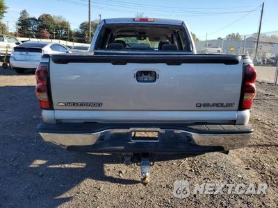Zdjęcie 11 z 24 samochodu: 2005 CHEVROLET SILVERADO K1500 VIN:2GCEK13T951183101 - miniatura